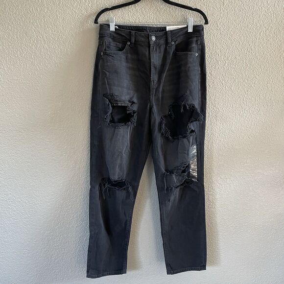 American Eagle Mom Jeans Womens 10 Black High Rise Destroyed Distressed NWT - Picture 1 of 13